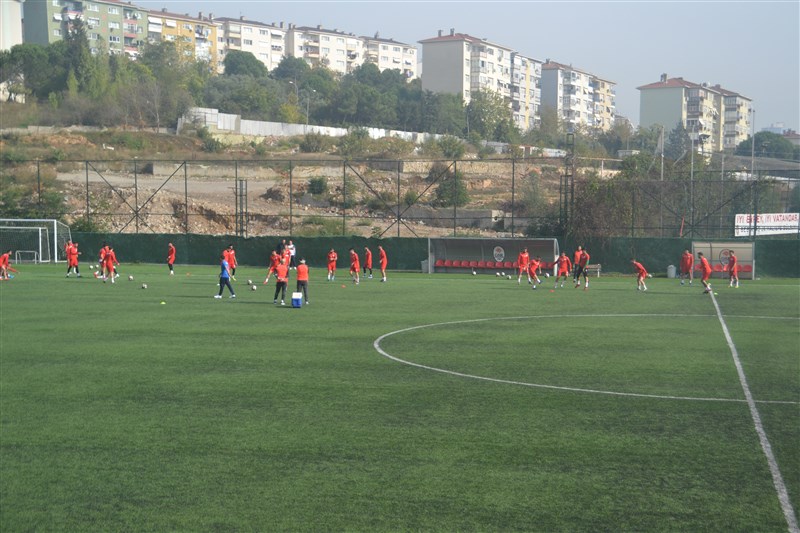 MALTEPESPOR GÜLSUYU STADINDA ÇALIŞTI