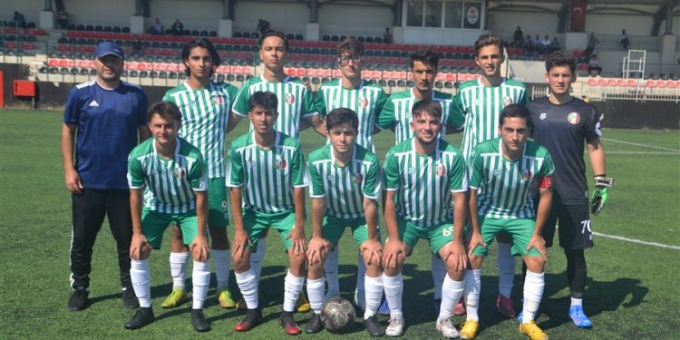 CEVİZLİ KÜLTÜR SPOR : 3  ATAŞEHİR ÇAMOLUK SPOR : 3