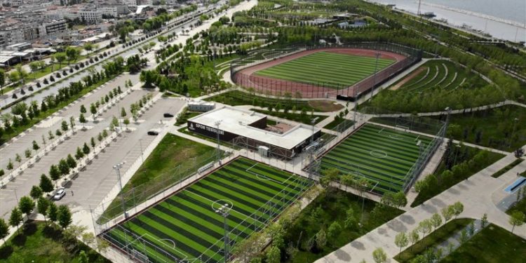 İBB ORHANGAZİ SPOR TESİSLERİ YENİDEN FUTBOL’A AÇILIYOR