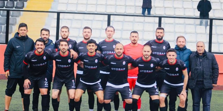 GÜLSUYUSPOR DEPLASMANDA GALİP
