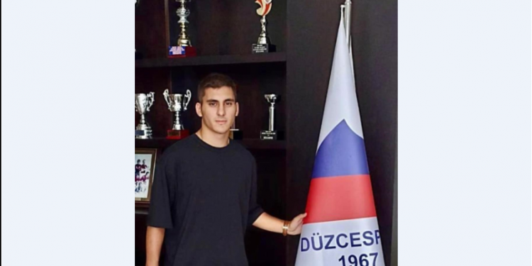 ESENKENTSPOR’DAN DÜZCESPOR’A TRANSFER OLDU