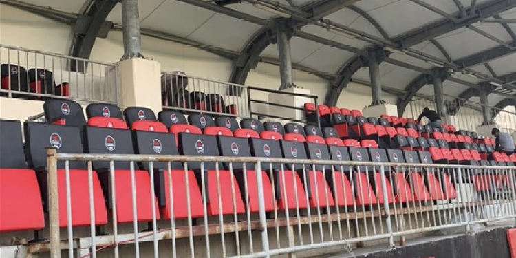 GÜLSUYU ASIM KARA STADI PROTOKOL TRİBÜNÜ YENİLENDİ