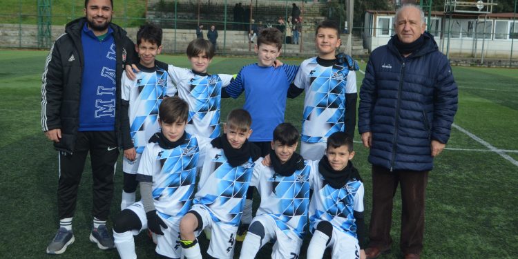 BJK MALTEPE FUTBOL OKULU U-11 YAŞ GRUBU ÇEYREK FİNALE ÇIKTI