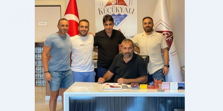 KÜÇÜKYALI YELKEN SPOR TEKNİK EKİBİ BELLİ OLDU