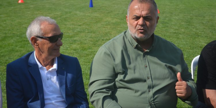 BEHRAM KAÇAR: KULÜPLERİMİZDE ÇOCUKLARA ÖNCE AHLAKİ SONRA SPORTİF MÜCADELE ETMEYİ ÖĞRETMELİYİZ