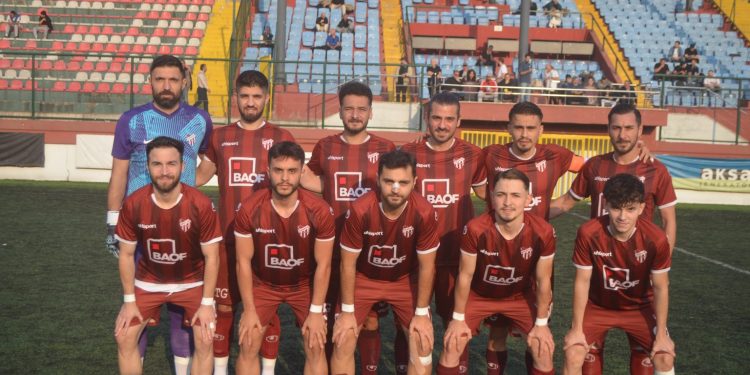 ACIBADEMSPOR TUNASPOR İLE KARŞI KARŞIYA