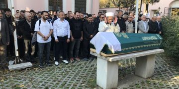 TÜMAY ADIKLI SON YOLCULUĞUNA UĞURLANDI