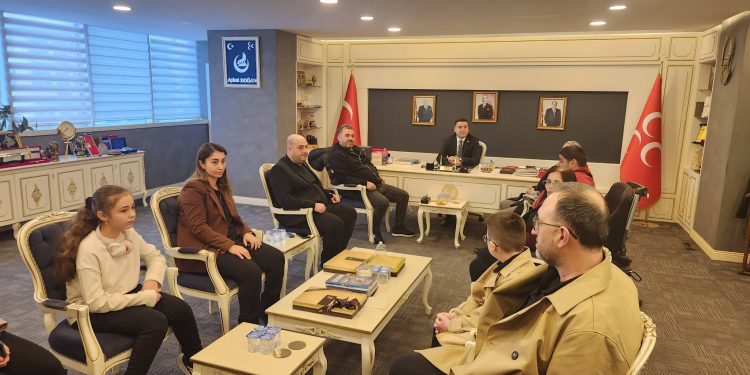 MHP MALTEPE İLÇE BAŞKANLIĞINDA BAYRAMLAŞMA GERÇEKLEŞTİRİLDİ