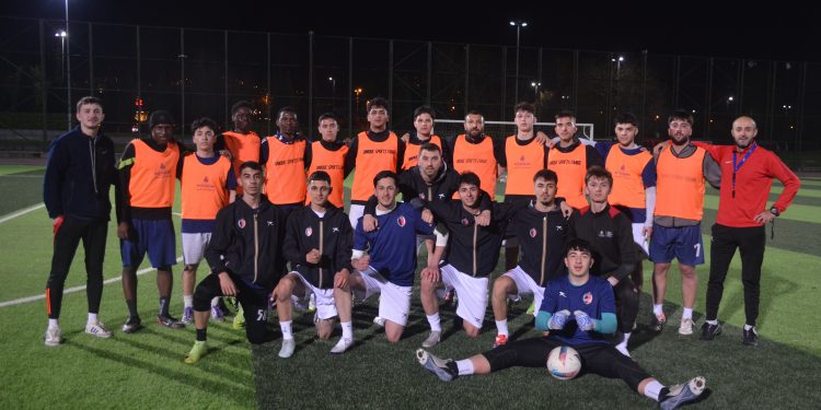 SARIGAZİ SPOR MAÇI HAZIRLIKLARI DEVAM EDİYOR