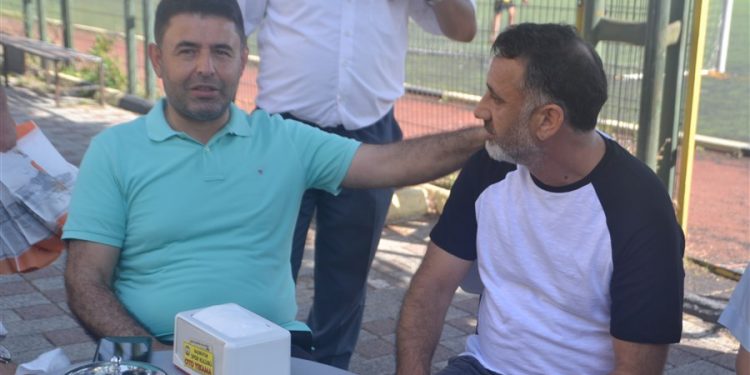 OSMAN BOYRAZ BİR DOKUNDU BİN AH İŞİTTİ