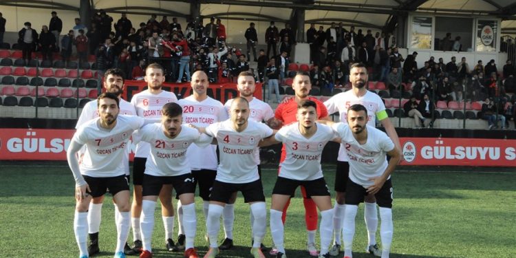 GÜLSUYU SPOR : 2 KARTAL SPOR  : 2