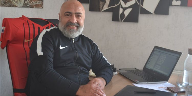 YENİ YILINIZ KUTLU OLSUN