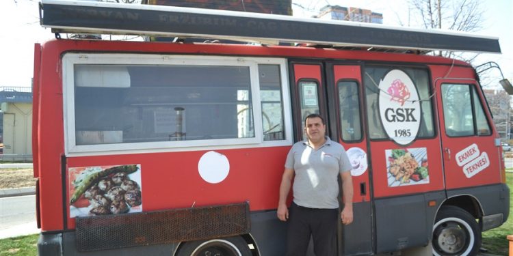 ENGİN USTA KÖFTE KEBAP MALTEPE’DE HİZMETİNİZDE