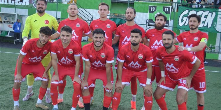 KÜÇÜKÇEKMECE SPOR : 4 MALLTEPE SPOR : 2