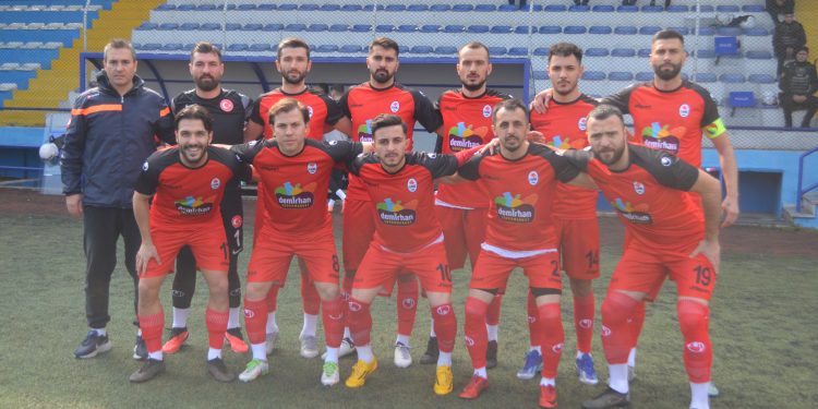 GÜLSUYU SPOR : 2 MERKEZEFENDİ SPOR: 3