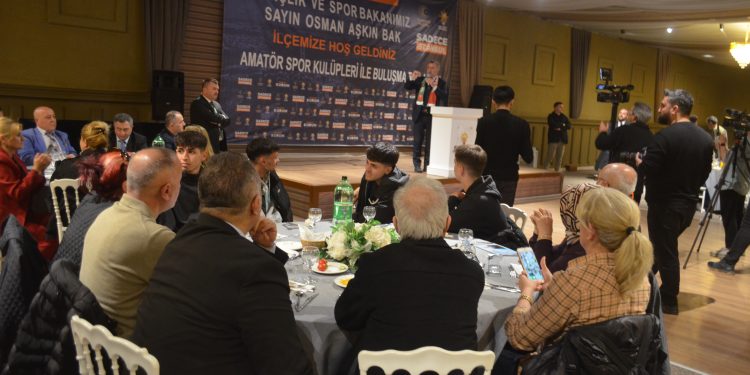 OSMAN AŞKIN BAK MALTEPE AMATÖR SPOR KULÜPLERİ İLE İFTARDA BULUŞTU