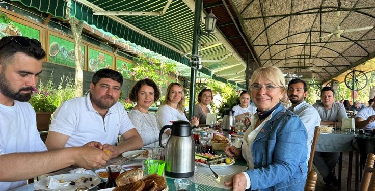 CHP İSTANBUL İLÇE SPOR KURULU BAŞKANLARI BÜYÜKADA’DA BULUŞTU