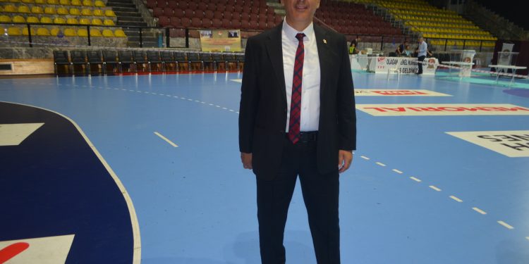 PROF.DR.MEHMET MUSTAFA YORULMAZLAR TÜFAD İSTANBUL ŞUBE BAŞKANLIĞINA YENİDEN SEÇİLDİ