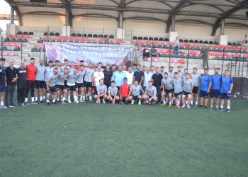 GÜLSUYU SPOR TOP BAŞI YAPTI