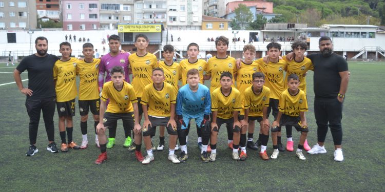 BAŞIBÜYÜK SPOR U-14/A YAŞ FUTBOL TAKIMI LİGE HAZIR