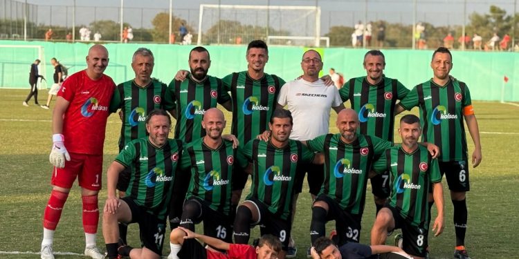 KOCAELİSPOR MASTERLERİ ANTALYA’DA ŞAMPİYON OLDU
