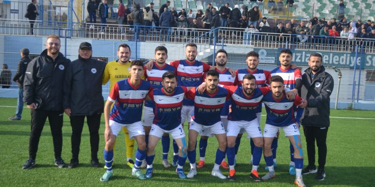 TUZLA 1954 SPOR ANADOLU ÜSKÜDAR SPOR TAKIMINI AĞIRLAYACAK