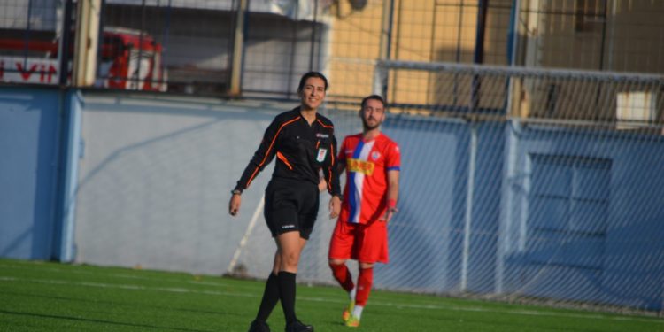 GAMZE ALTINOVA FARK YARATIYOR