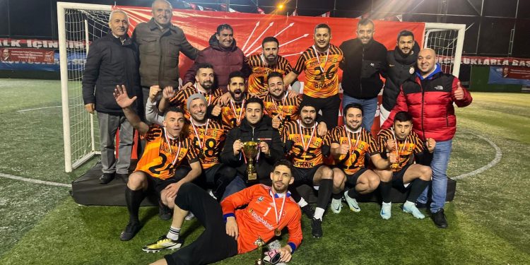 CHP MALTEPE MAHALLELER ARASI FUTBOL TURNUVASI ŞAMPİYONU BAŞIBÜYÜK