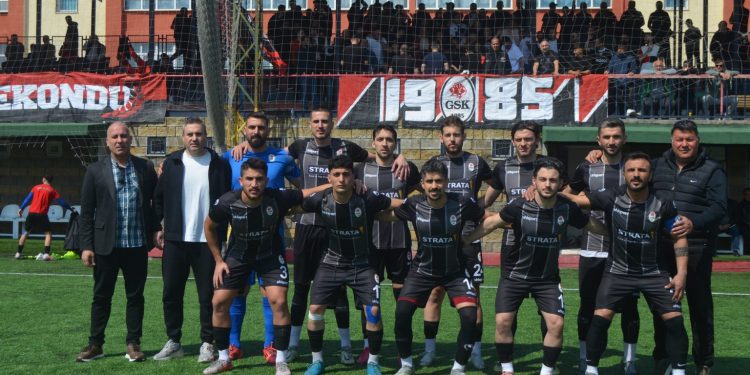 GÜLSUYUSPOR LİDER AYAZAĞASPOR İLE OYNAYACAK