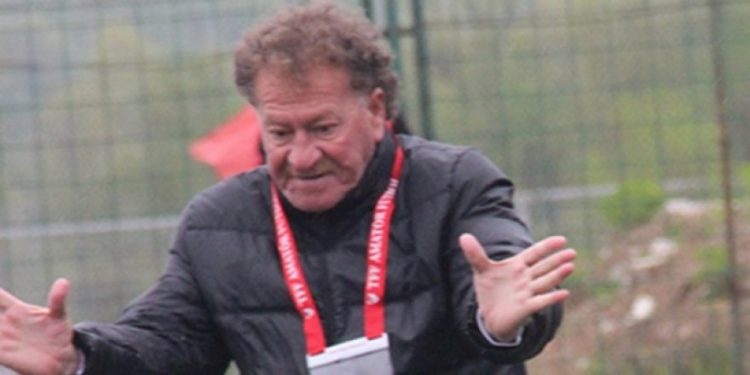 TALİP YEŞİLYURT; KULÜBÜN SATIŞINA GÖZ YUMANLARA YAZIKLAR OLSUN