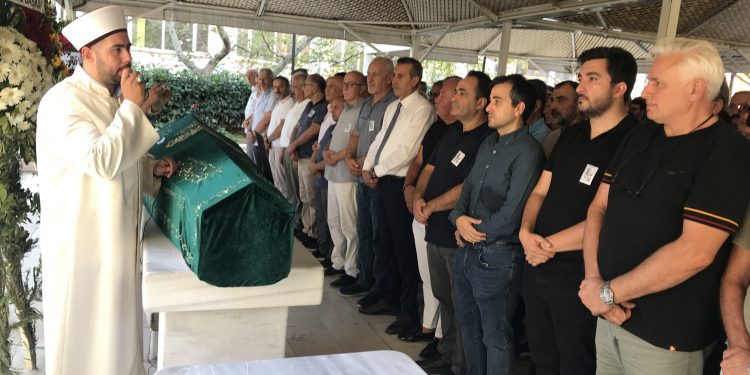 FEVZİ IŞIK SON YOLCULUĞUNA UĞURLANDI