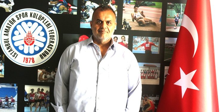 BEHREM KAÇAR ; DÜZCE CUMAYERİ BELEDİYESPOR KULÜBÜ BAŞKANI YÖNETİMİ TEKNİK EKİBİ VE TARAFTARLARINA TEŞEKKÜR EDİYORUM