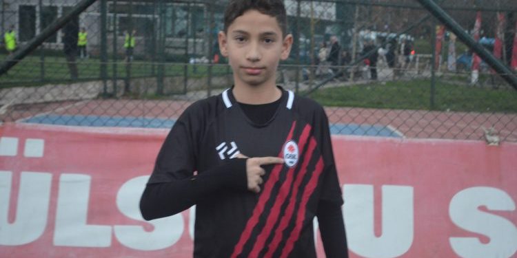 ÖMER SALİM YILDIRIM YARATICI ÖZELLİKLERİNİ SERGİLİYOR