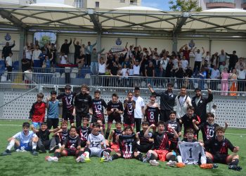 GÜLSUYU SPOR ŞAMPİYO.