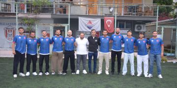 KÜÇÜKYALI YELKEN SPORDA İMZALAR ATILDI