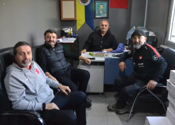 AV. FERHAT HASAN KARAGÖZ GÜLSUYU SPOR KULÜBÜNÜ ZİYARET ETTİ